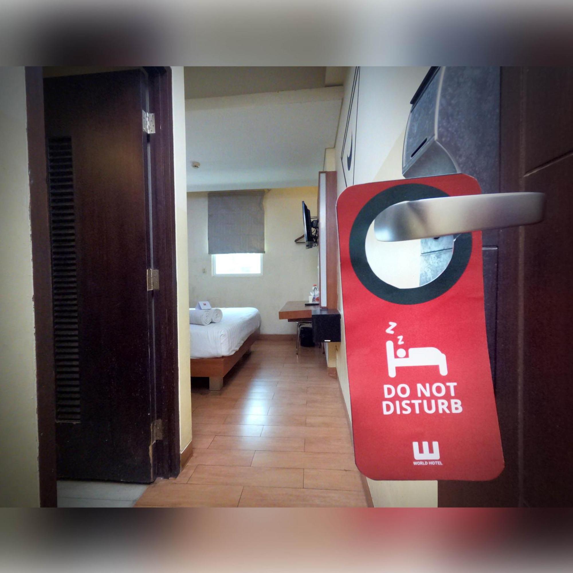 World Hotel Jakarta - Bandengan Exterior foto
