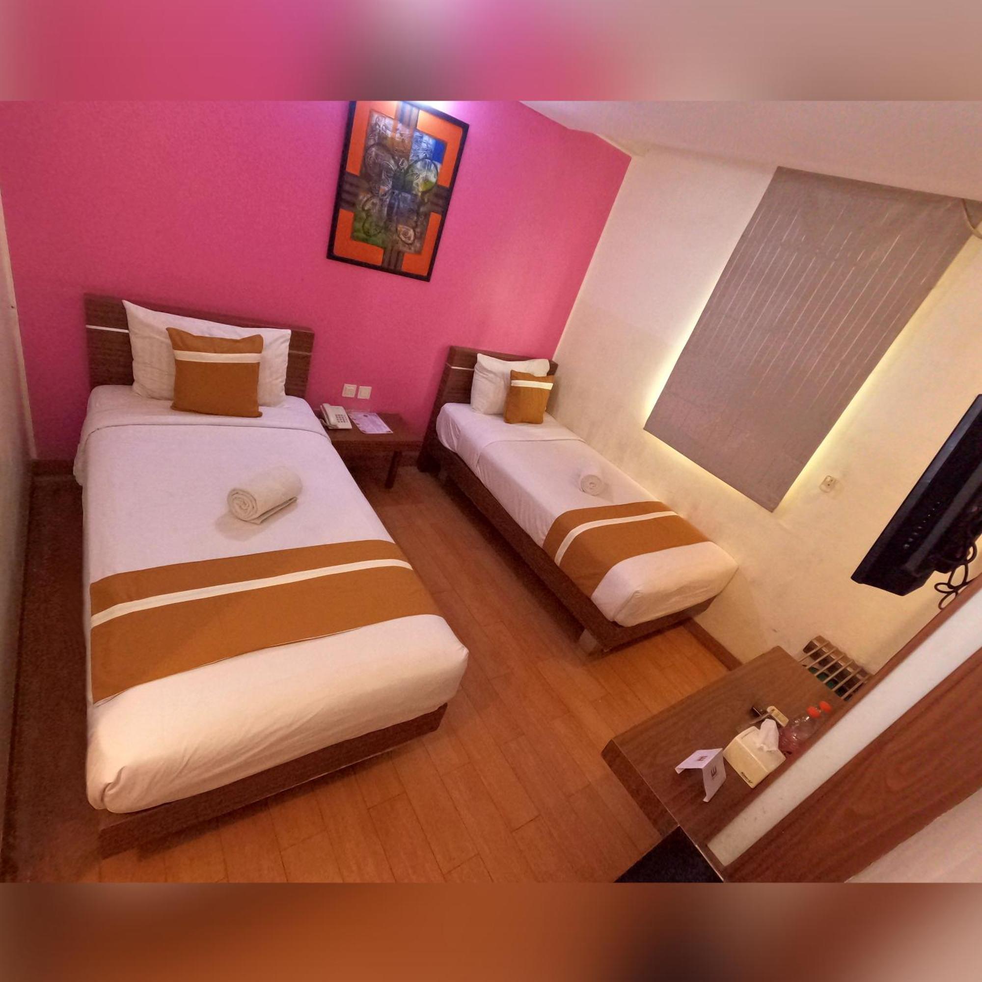 World Hotel Jakarta - Bandengan Exterior foto